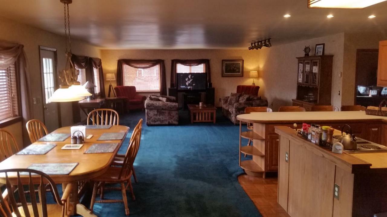 Kodiak Russian River Lodge Extérieur photo